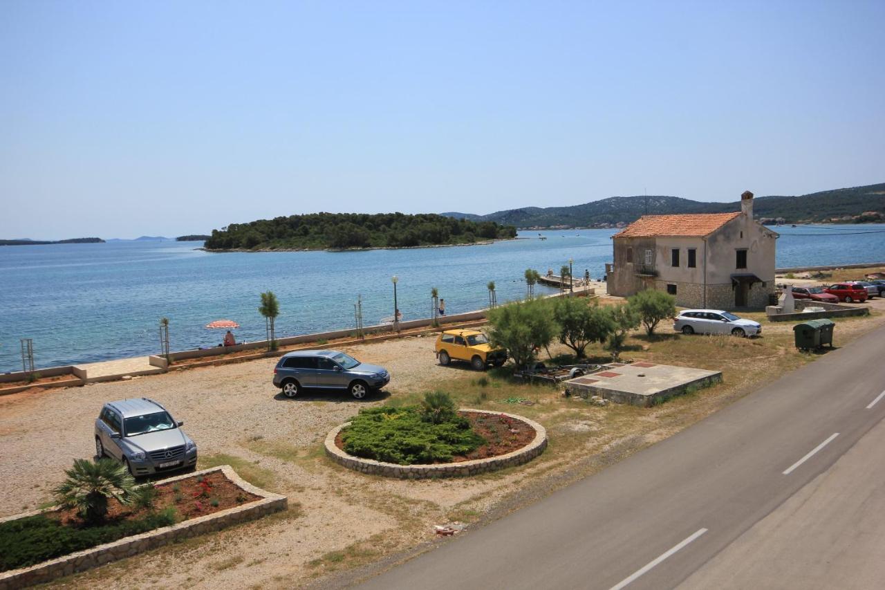 Rooms By The Sea Pasman - 8223 Dış mekan fotoğraf